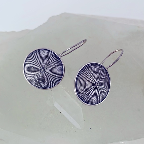 (2/$50) Sterling Silver Earrings Lot (2pairs) - Picture 2 of 5